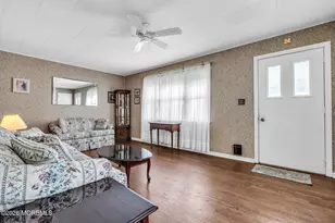 17 Crestview Dr, Middletown, NJ 07748 - Photo 39