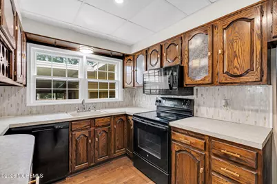 17 Crestview Drive, Middletown, NJ 07748 - Photo 11