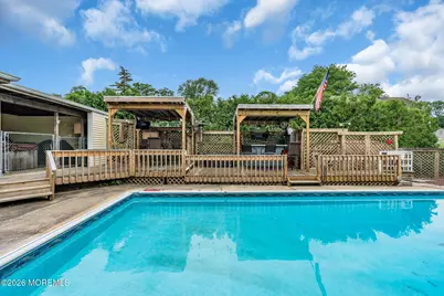 17 Crestview Drive, Middletown, NJ 07748 - Photo 37
