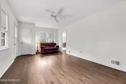 17 Crestview Drive, Middletown, NJ 07748 - Photo 7