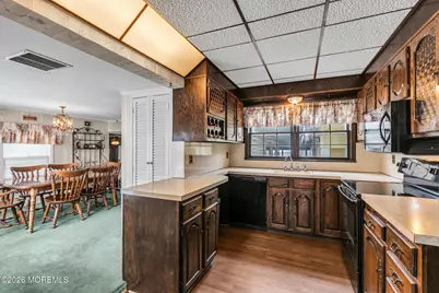 17 Crestview Drive, Middletown, NJ 07748 - Photo 9