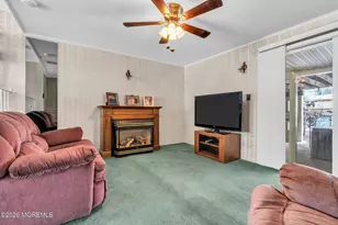 17 Crestview Dr, Middletown, NJ 07748 - Photo 15