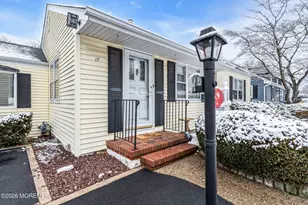 17 Crestview Dr, Middletown, NJ 07748 - Photo 53