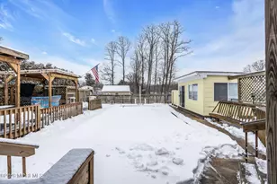 17 Crestview Dr, Middletown, NJ 07748 - Photo 49