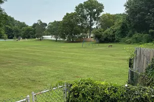 17 Crestview Dr, Middletown, NJ 07748 - Photo 57