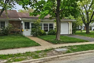 61A Hedge Dr, Lakewood, NJ 08701 - Photo 3