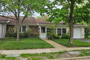 61A Hedge Dr, Lakewood, NJ 08701 - Photo 5