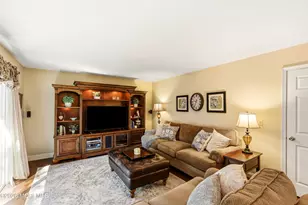 61A Hedge Dr, Lakewood, NJ 08701 - Photo 9