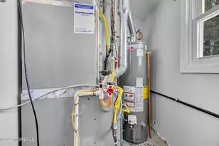 99 Idlebrook Ln, Aberdeen Township, NJ 07747 - Photo 29