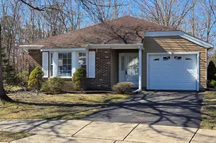 13 Dove Tree Ct, Barnegat, NJ 08005 - Photo 1