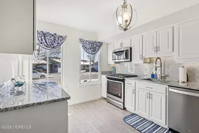 38 Amy Court #1301, Brick, NJ 08724 - Photo 15