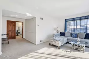 38 Amy Ct, Brick, NJ 08724 - Photo 9