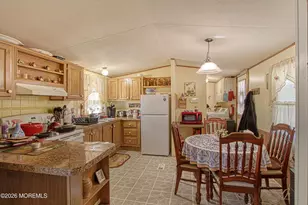 42 Woodchuck Pkwy, Whiting, NJ 08759 - Photo 3