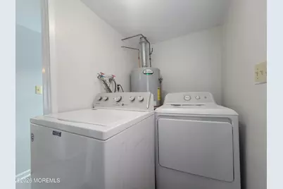 38-40 Johnson Lane, Keansburg, NJ 07734 - Photo 11