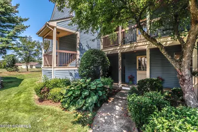 8E Benjamin Franklin Drive, Monroe Township, NJ 08831 - Photo 23