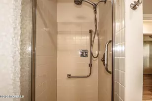 8E Benjamin Franklin Dr, Monroe Township, NJ 08831 - Photo 15