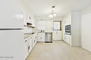 23A Sterling St, Manchester Township, NJ 08759 - Photo 7