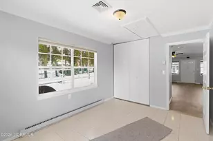 367F Chesterfield Ct, Lakewood, NJ 08701 - Photo 5