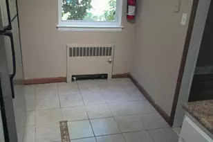 142 South St, Red Bank, NJ 07701 - Photo 5