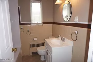 142 South St, Red Bank, NJ 07701 - Photo 11