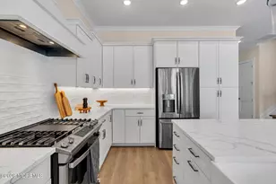 18 Begonia Dr, Manalapan Township, NJ 07726 - Photo 19