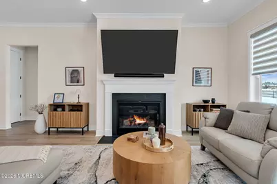 18 Begonia Drive, Manalapan Township, NJ 07726 - Photo 11