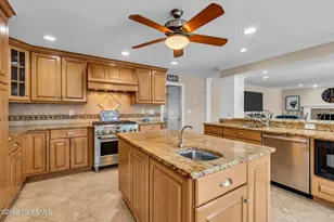 24 Provincial Pl, Colts Neck Township, NJ 07722 - Photo 17