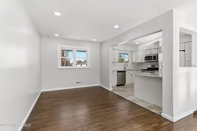 35 Vivian Court, Howell Township, NJ 07731 - Photo 5