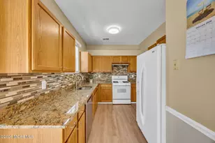 56 Hadley Dr, Robbinsville Township, NJ 08691 - Photo 15