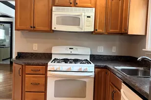 210 Henderson Ct, Matawan, NJ 07747 - Photo 5