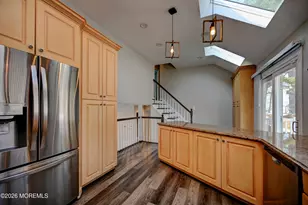 17 Thomas Rd, East Brunswick Township, NJ 08816 - Photo 15