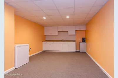 137 Kentucky Way, Freehold, NJ 07728 - Photo 25