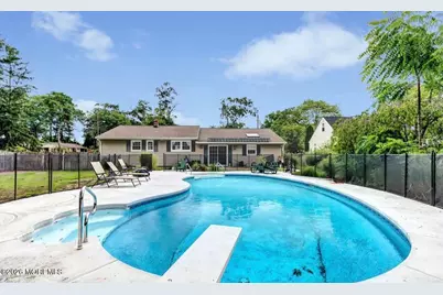 704 Carol Avenue, Oakhurst, NJ 07755 - Photo 5