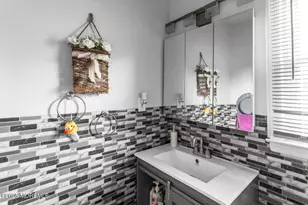 3 Lisa Dr, Hazlet Township, NJ 07730 - Photo 21