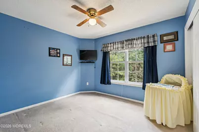 9 E Shenendoah Road, Howell Township, NJ 07731 - Photo 17