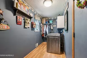 9 E Shenendoah Rd, Howell Township, NJ 07731 - Photo 13