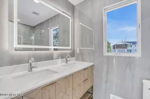 1 Robin Dr, Oakhurst, NJ 07755 - Photo 43