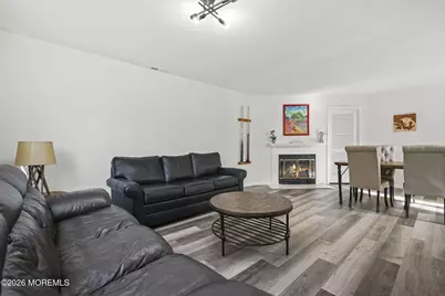 1604 Buckingham Circle, Middletown, NJ 07748 - Photo 9