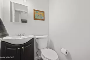 1604 Buckingham Cir, Middletown, NJ 07748 - Photo 15