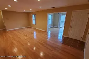 19-6 Augusta Ct, Freehold, NJ 07728 - Photo 7