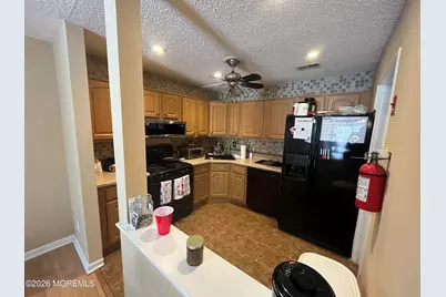 19 Augusta Court #6, Freehold, NJ 07728 - Photo 11