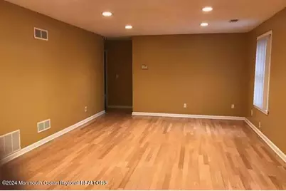 19-6 Augusta Court, Freehold, NJ 07728 - Photo 9