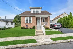 260 County Rd, Cliffwood, NJ 07721 - Photo 5