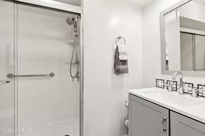 94 Manchester Court, Red Bank, NJ 07701 - Photo 13