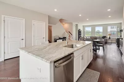 14 Kelly Way, Tinton Falls, NJ 07724 - Photo 13