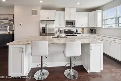 14 Kelly Way, Tinton Falls, NJ 07724 - Photo 11