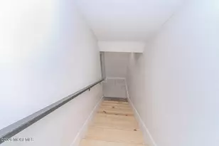 9 Myrtle Ave, Jersey City, NJ 07305 - Photo 25