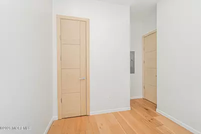 9 Myrtle Avenue, Jersey City, NJ 07305 - Photo 11