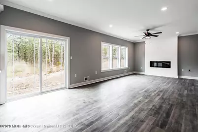 751 Leeward Avenue, Beachwood, NJ 08722 - Photo 5