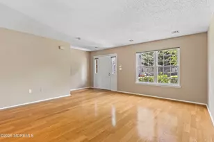 8 Ambrose Ct, Holmdel, NJ 07733 - Photo 3